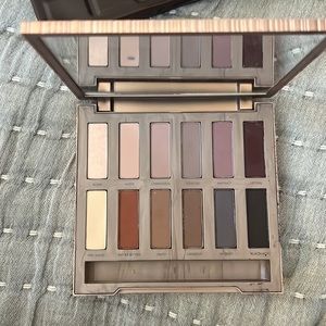 Eyeshadow bundle